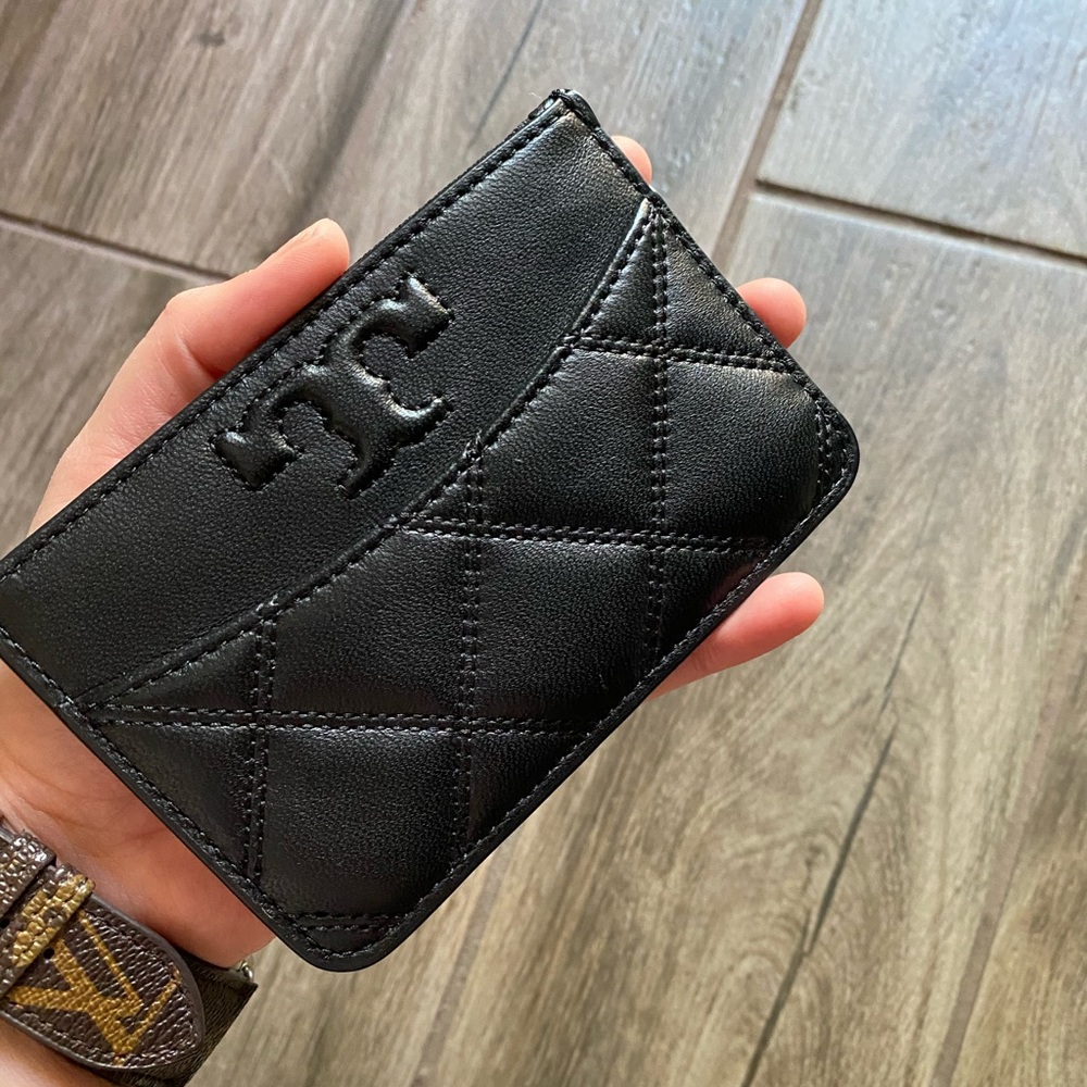 Tory Burch Cardholder/zip compartment